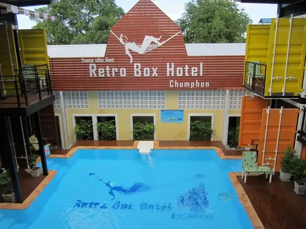 Retro Box Hotel Chumphon 