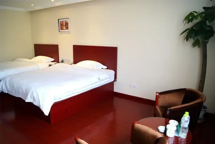 GreenTree Inn ShanDong ZouCheng Railway Station HuoChang Road Business Hotel 