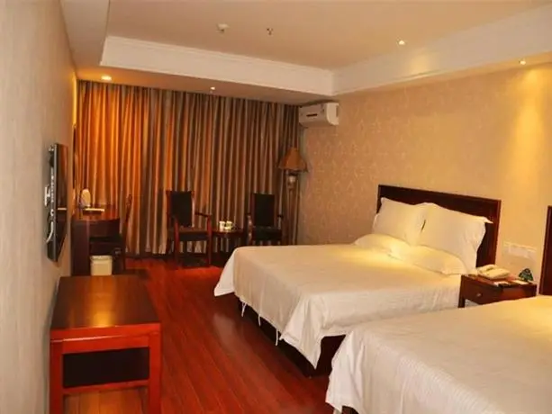 GreenTree Inn Jiangsu Taizhou Taixing East Guoqing Road RT-Mart Business Hotel