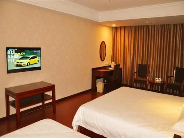 GreenTree Inn Jiangsu Taizhou Taixing East Guoqing Road RT-Mart Business Hotel