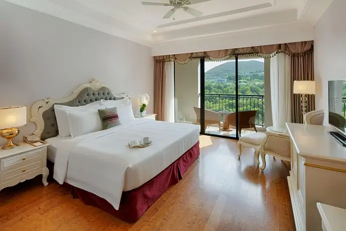 Vinpearl Discovery 1 Nha Trang 