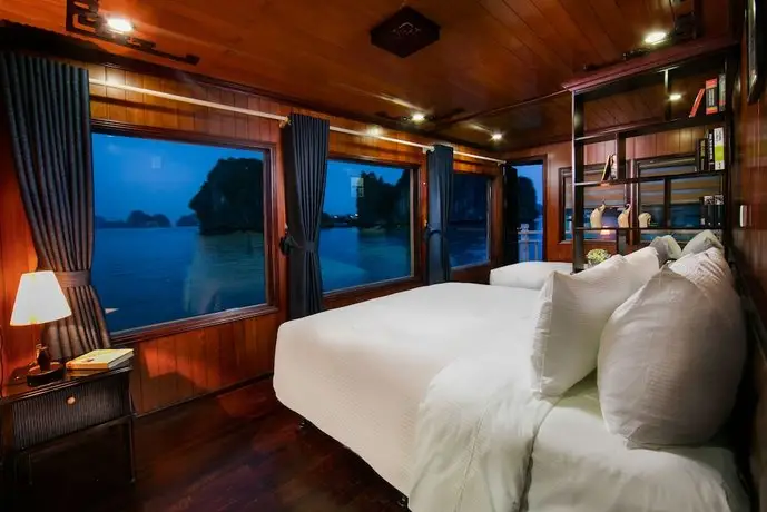 Flamingo Luxury Cruises 