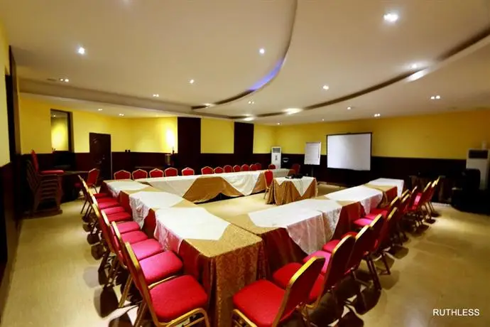 Golden Tulip Essential Lagos Airport Hotel 