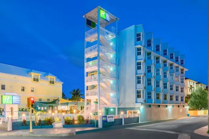 Holiday Inn Express & Suites Nassau