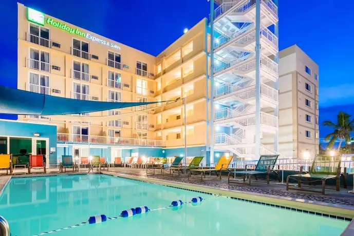 Holiday Inn Express & Suites Nassau