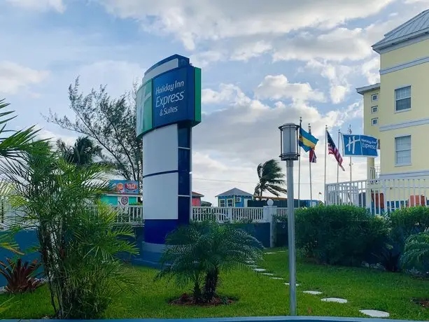 Holiday Inn Express & Suites Nassau 