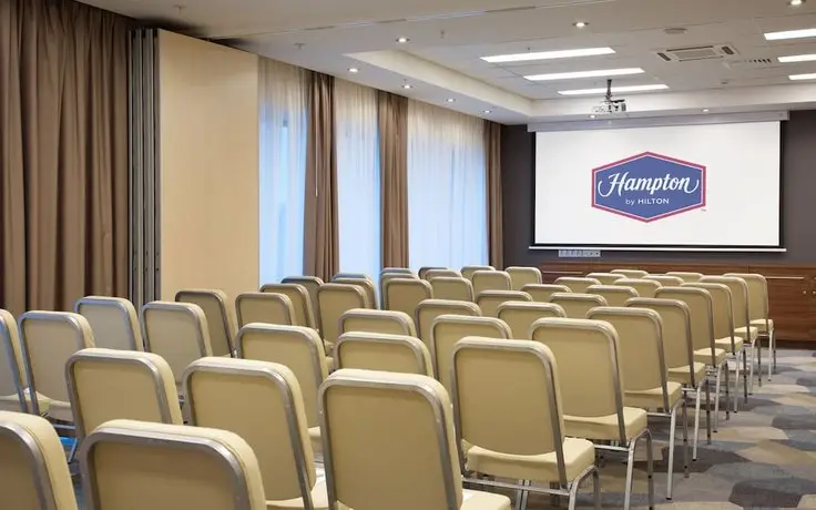 Hampton by Hilton Minsk City Centre 