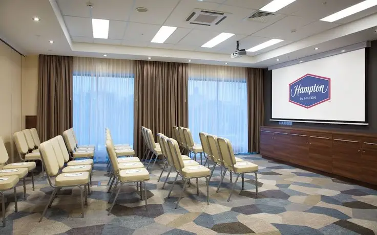 Hampton by Hilton Minsk City Centre 