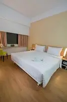 Whiz Prime Hotel Pajajaran Bogor 