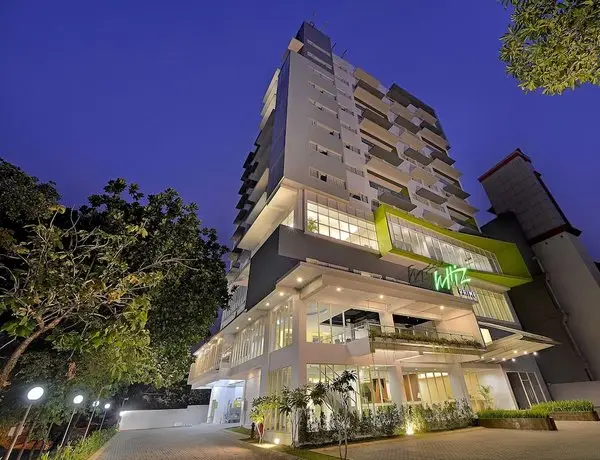 Whiz Prime Hotel Pajajaran Bogor 