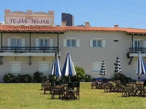 Hotel Tejas Rojas