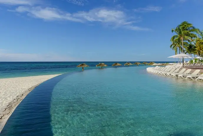 Lighthouse Pointe at Grand Lucayan Resort 