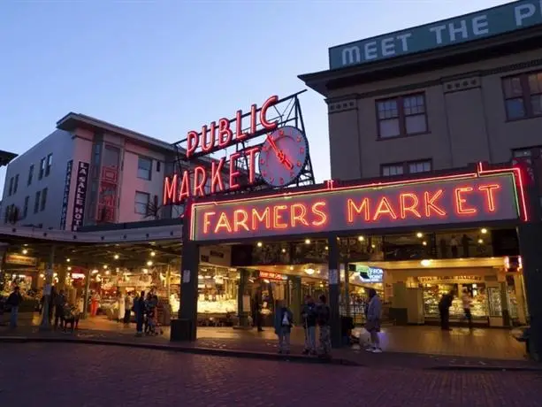 Stay Alfred Pike Place