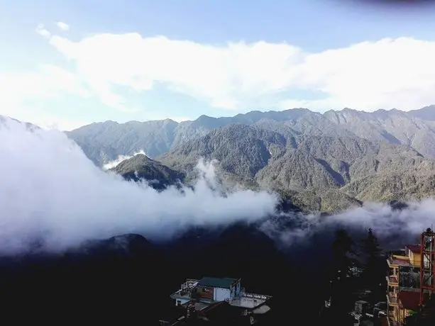 Mountain Clouds Sapa Hostel