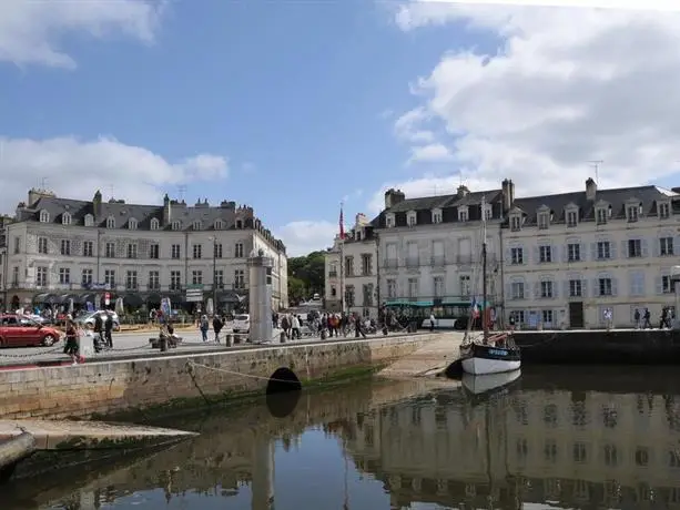 Une Suite A Vannes