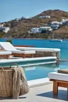 Mykonos Waves Beach House & Suites 