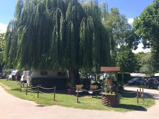 Camping Du Paquier Fane 