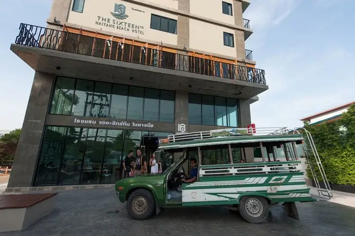 The Sixteenth Naiyang Beach Hotel 