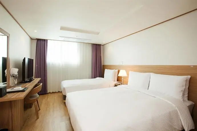 Hotel Rest Seogwipo 