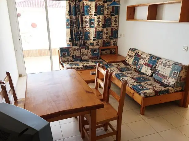 Apartamentos AR Lotus 