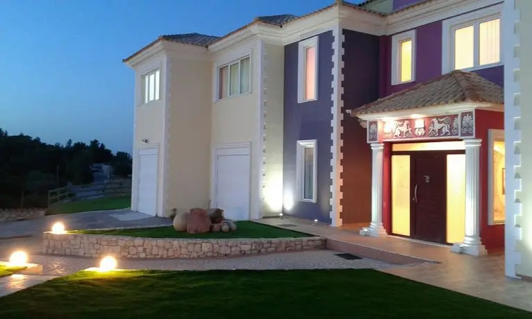 Paramithia Villa 