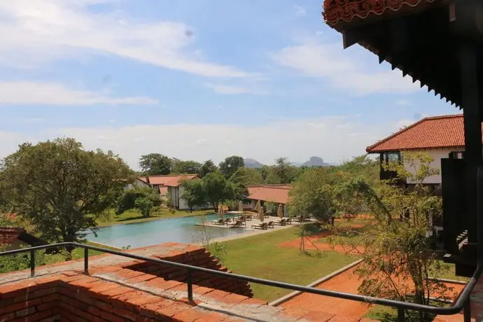 Sigiriya Jungles 