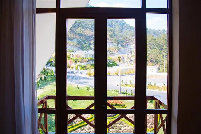 Swiss-Belresort Tuyen Lam Dalat 