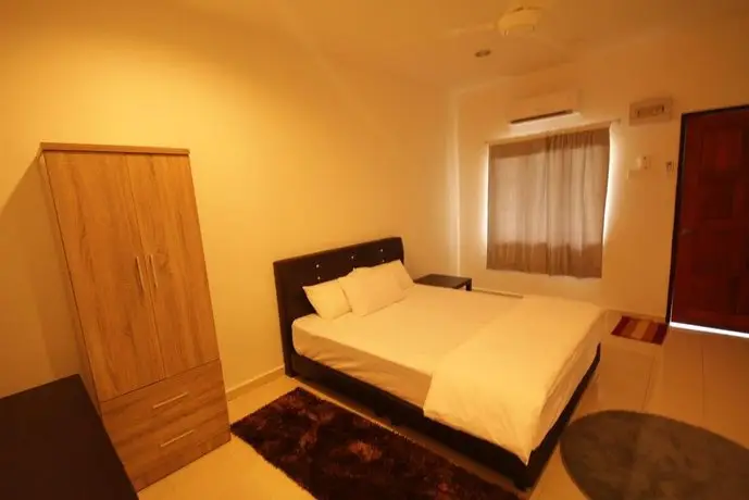 Cloud 9 Guest House 