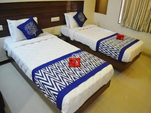 OYO Rooms Railway Station Ankleshwar