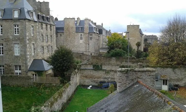 Le Medieval - Hotel Le Challonge 