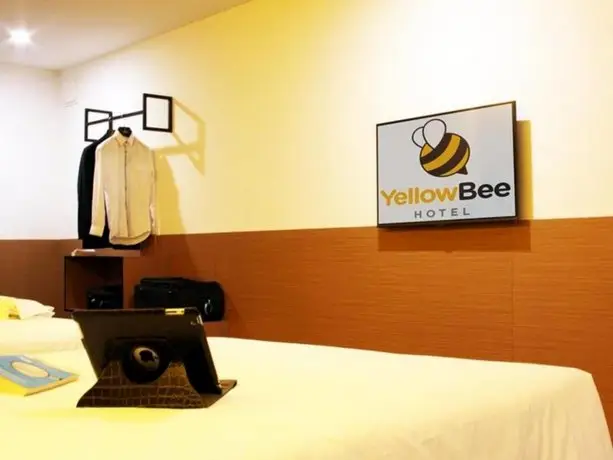 Yellow Bee Hotel Tangerang