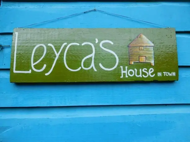 Leyca's House