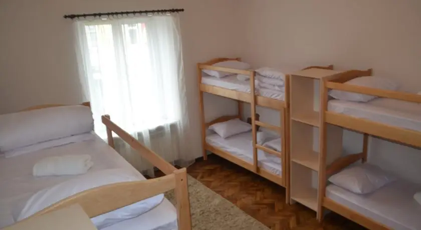 Pelican Hostel Chernivtsi 