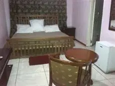 Ukadzi Guest House 