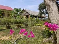 Spring Garden Homestay Cua Duong 