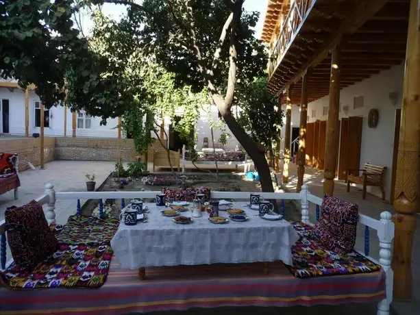 Hovli Poyon Hotel 