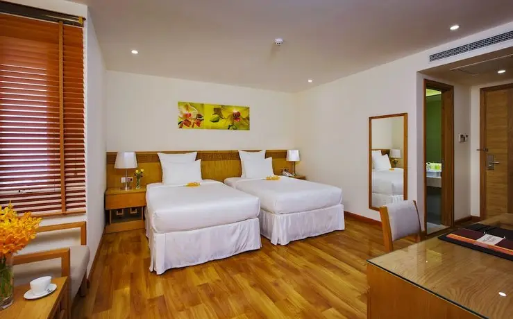 Rosaka Nha Trang Hotel 