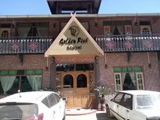 Golden Fish Motel 