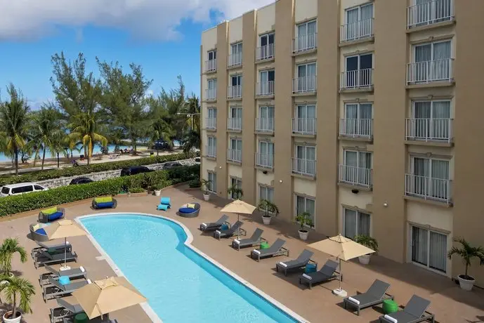 Courtyard by Marriott Nassau Downtown/Junkanoo Beach 