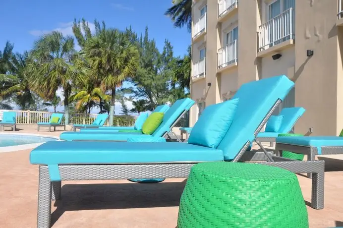 Courtyard by Marriott Nassau Downtown/Junkanoo Beach 