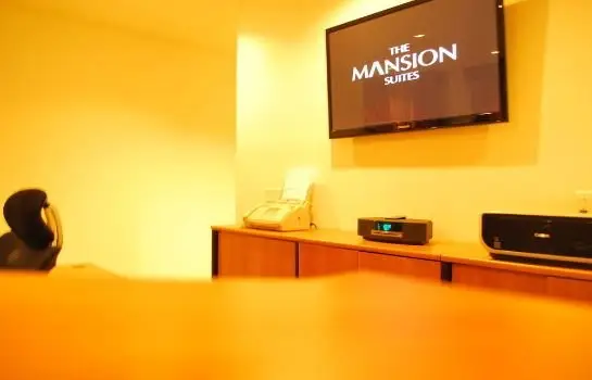 The Mansion Suites 