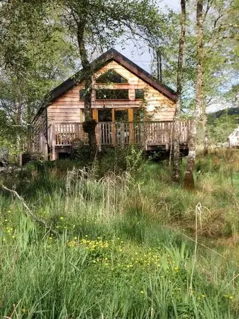 Rowan Log Cabin