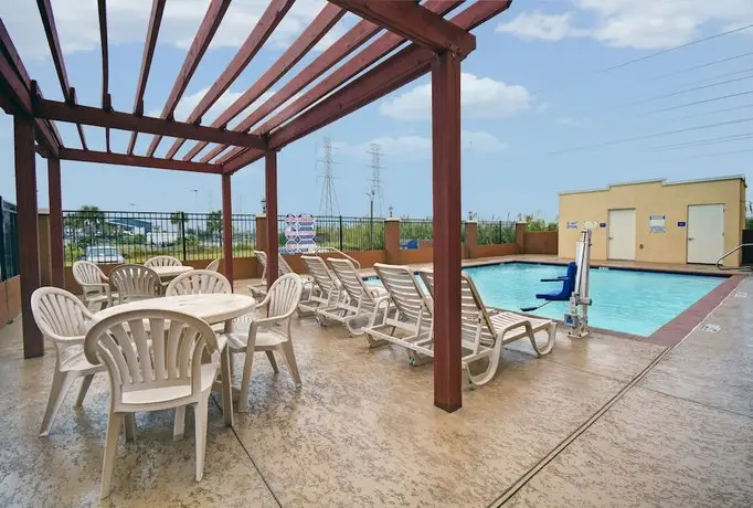 Galveston Inn & Suites Hotel