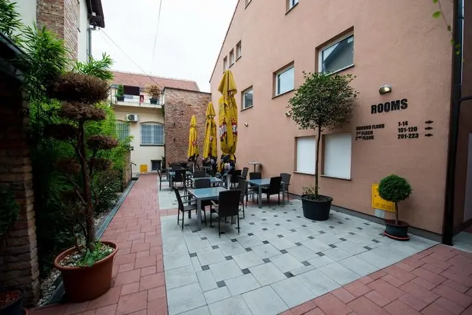 Integralni Hotel & Hostel Zagreb 