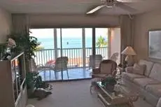 Dolphin Way - Two Bedroom Condominium B-304 