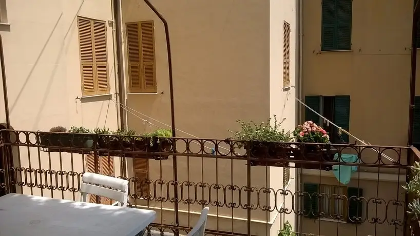 Homestay in Genoa near Bagni Nuovo Lido