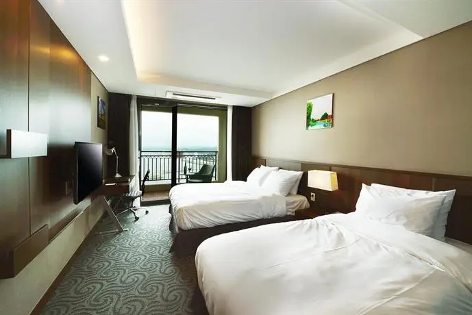 Ramada Sokcho Hotel 