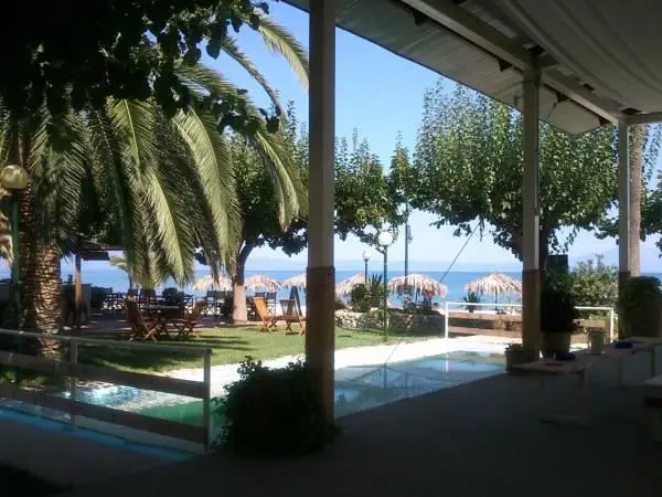 Evoikos beach & resort