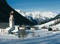 First Mountain Hotel Otztal 