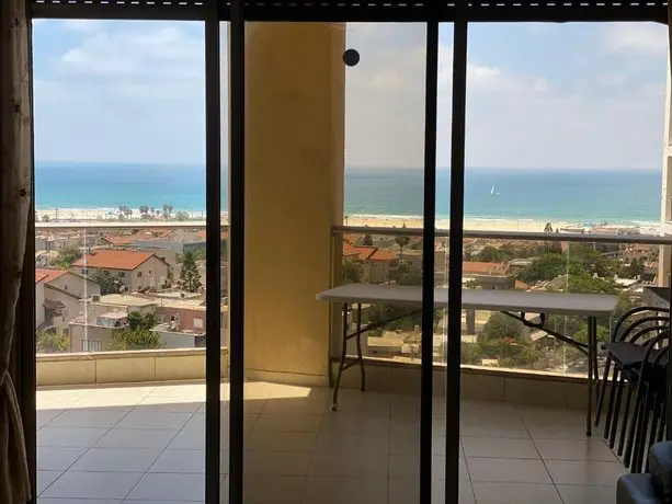 Keren's Sea View Apartment